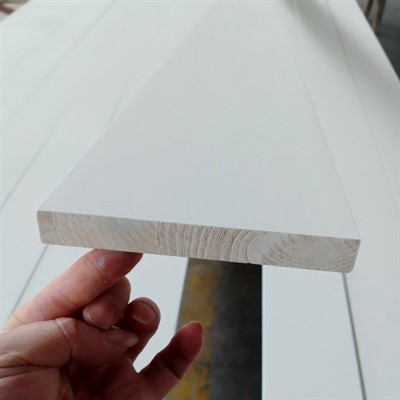 غلاف مصنوع من خشب الصنوبر المُجهز